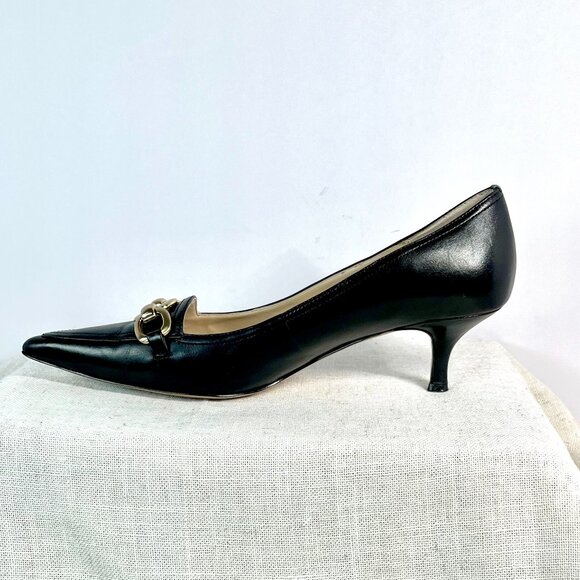 AK Anne Klein Black Pointed-Toe kitten heels with Elegant Gold Chain Size 9.5 - Picture 5 of 16